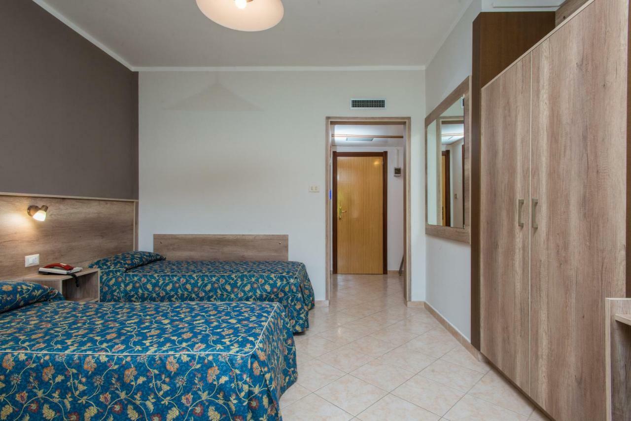 Hotel Tasso Camigliatello Silano Exterior foto